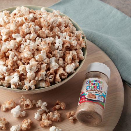 Looking for popcorn recipes with cinnamon seasoning? Enjoy popcorn with cinnamon via Cinnadust today!